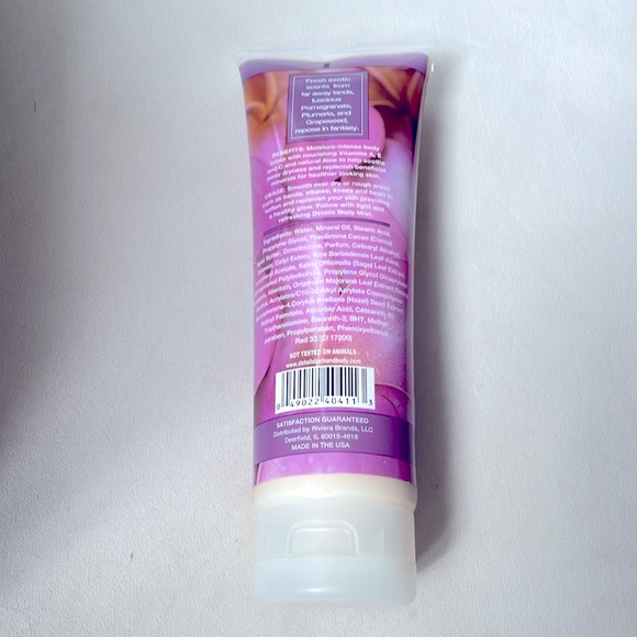 It's All About The Details Bath & Body Hydrating Sweet Surrender Lotion 8.oz - Picture 2 of 3